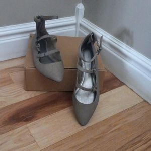 Womens shoes